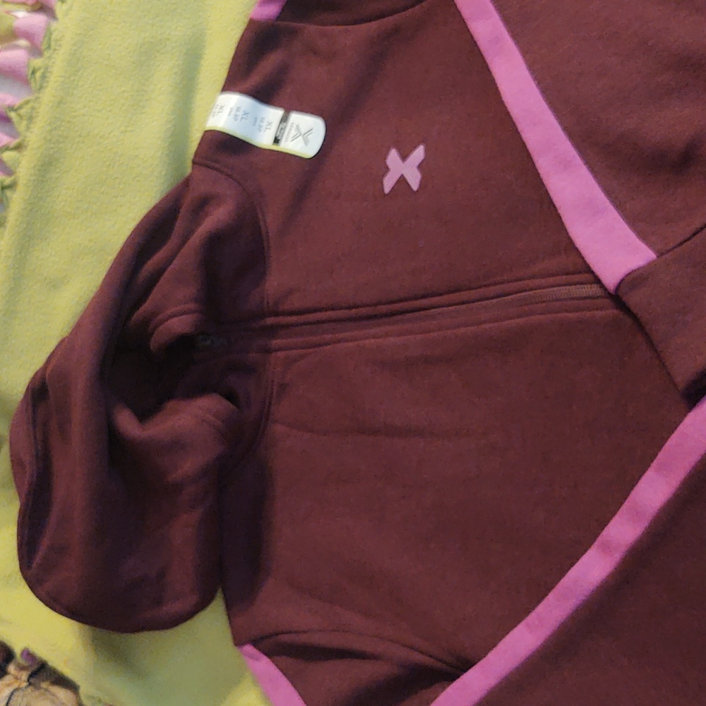 2 Piece Jogger - Girls Size XL 18.5 Plus
